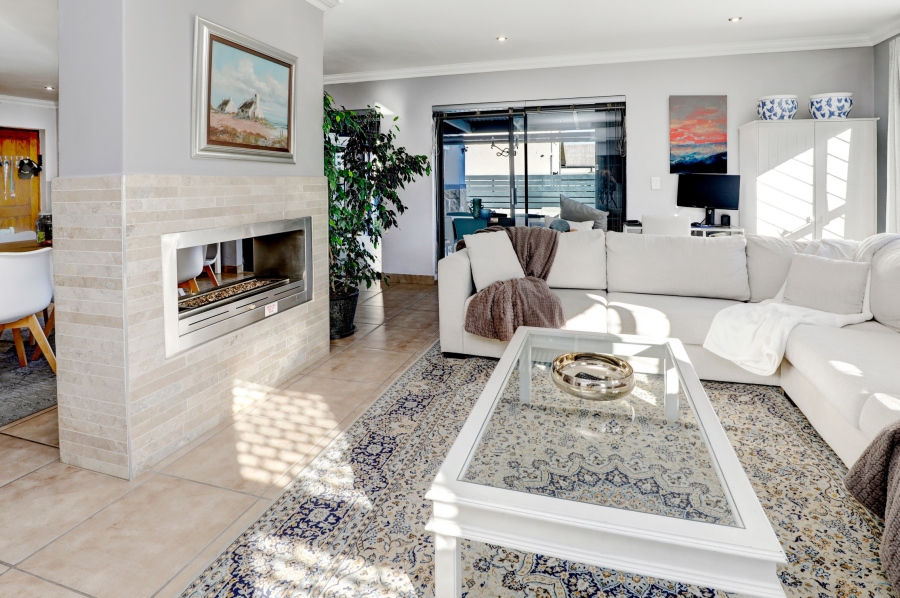 4 Bedroom Property for Sale in Burgundy Estate Western Cape